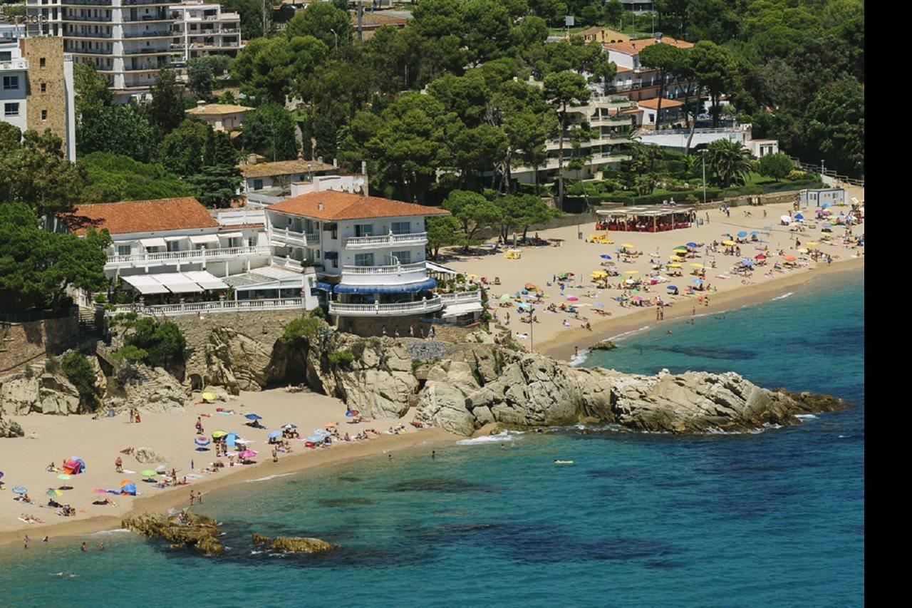 Hotel Costa Brava Γκουανταλαχάρα Εξωτερικό φωτογραφία